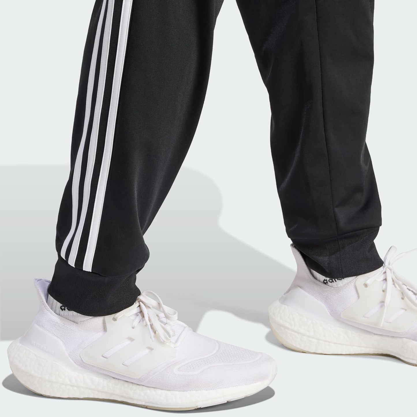 Men's Essentials 3-Stripes Tricot Jogger Pants